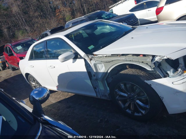 Chrysler 300 300s 2014 2C3CCAGG2EH381855 Image 14