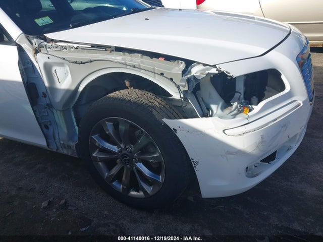 Chrysler 300 300s 2014 2C3CCAGG2EH381855 Image 18