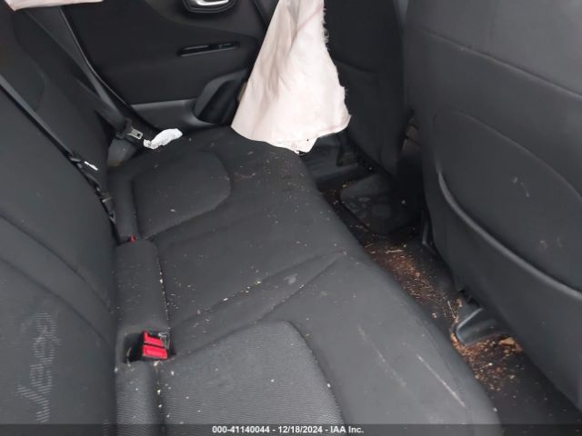 ZACCJABT8FPB36645 Jeep Renegade Latitude