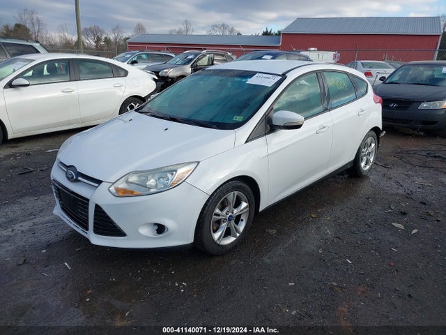 Ford FOCUS SE 2014 1FADP3K22EL257525 Image 2
