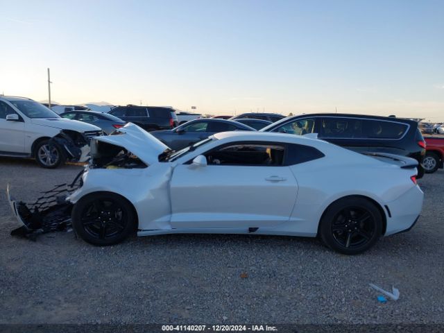 1G1FB1RX2H0158516 Chevrolet Camaro 1lt