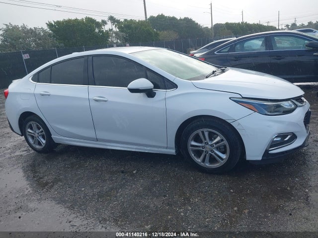 Chevrolet Cruze Lt Auto 2018 1G1BE5SMXJ7142719 Image 13