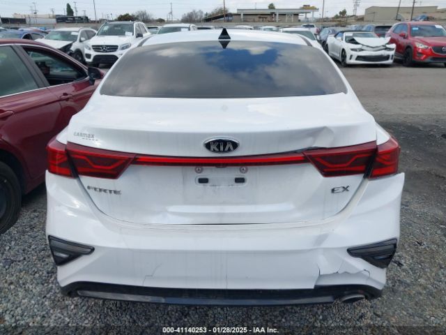 3KPF54ADXKE097061 KIA FORTE EX