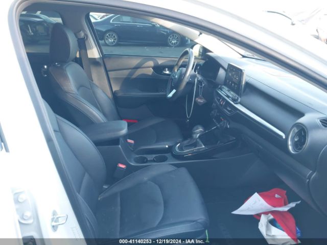 3KPF54ADXKE097061 KIA FORTE EX