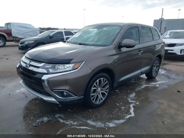 JA4AD3A35HZ055807 Mitsubishi Outlander Se