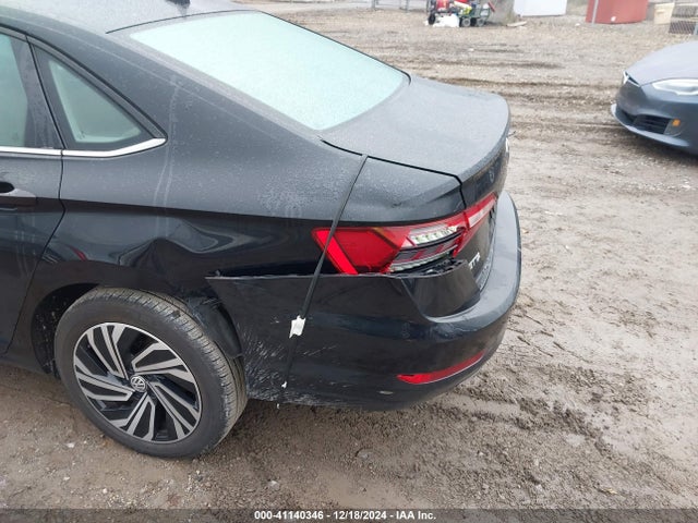 3VWE57BU3MM040556 Volkswagen Jetta 1.4t Sel