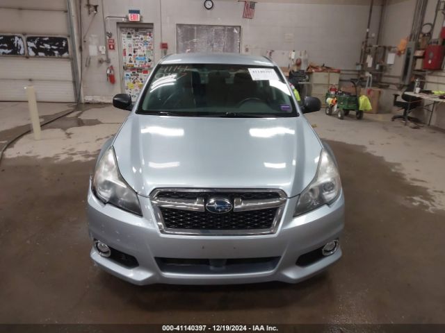 4S3BMBA68E3015704 Subaru Legacy 2.5i