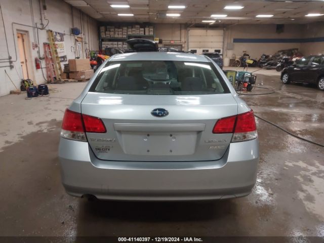 4S3BMBA68E3015704 Subaru Legacy 2.5i