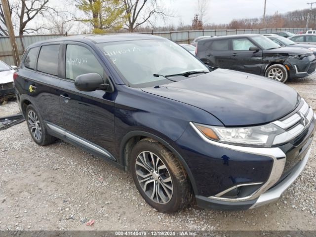 JA4AD2A3XHZ030265 Mitsubishi Outlander Es