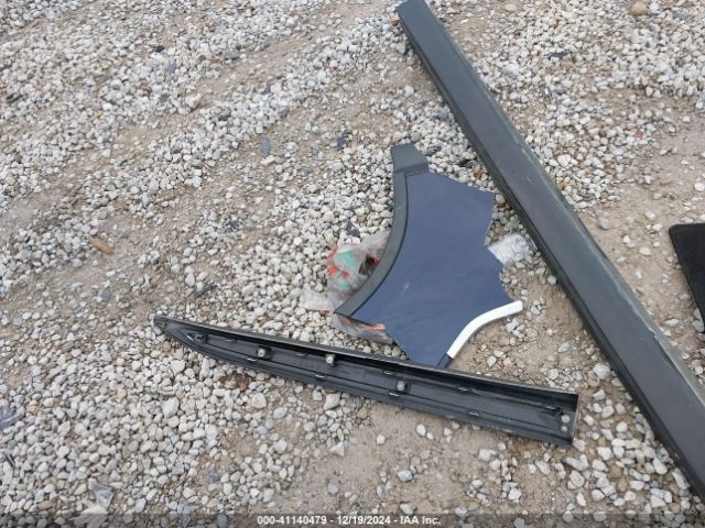 JA4AD2A3XHZ030265 Mitsubishi Outlander Es