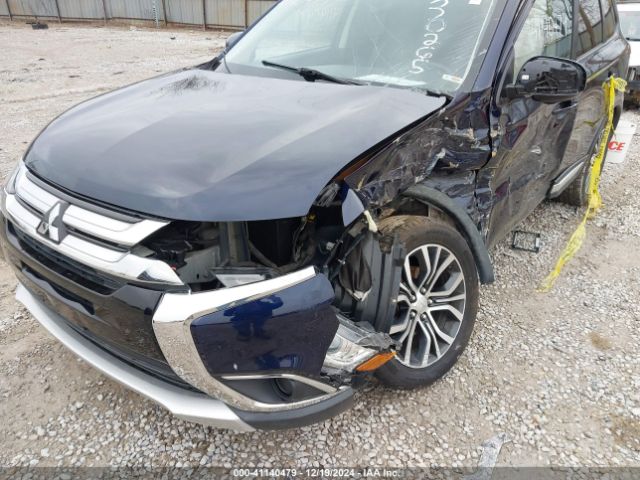 JA4AD2A3XHZ030265 Mitsubishi Outlander Es