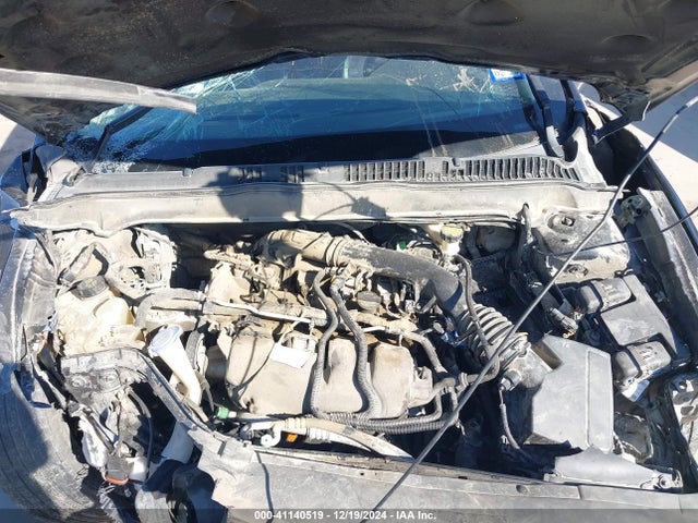 3FA6P0H92HR406999 Ford FUSION SE