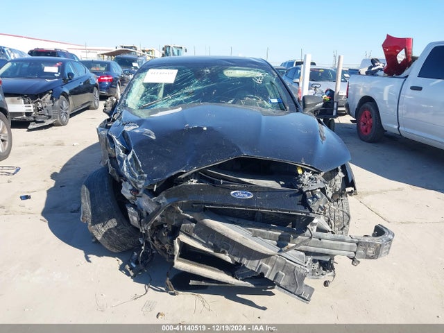 3FA6P0H92HR406999 Ford FUSION SE