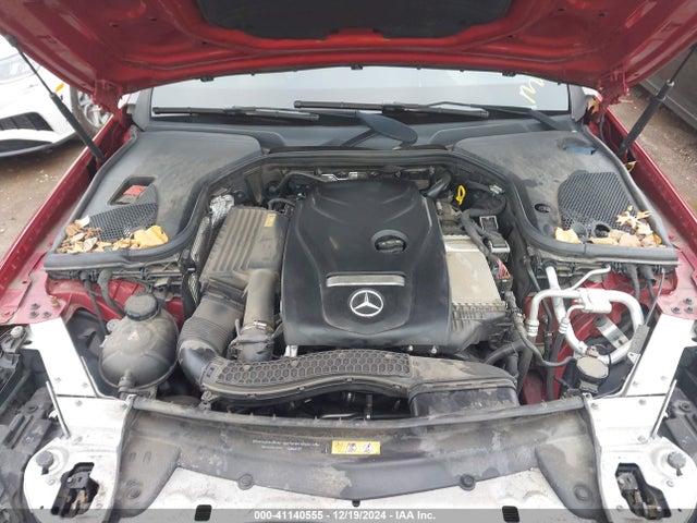 WDDZF4KB1HA040062 Mercedes-Benz E 300 4matic