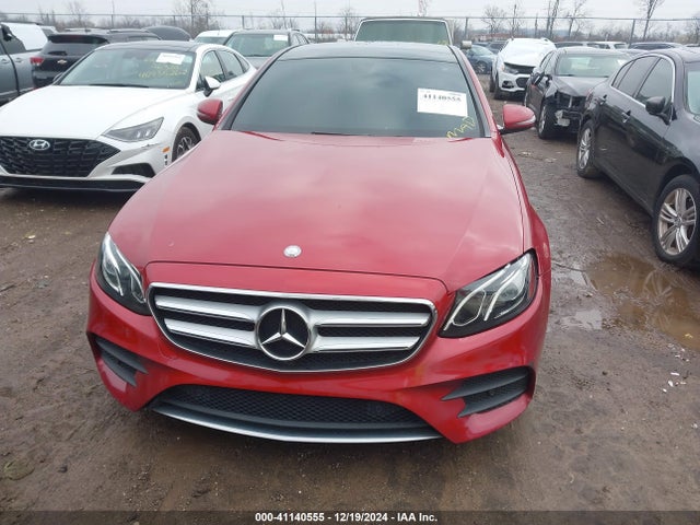 WDDZF4KB1HA040062 Mercedes-Benz E 300 4matic