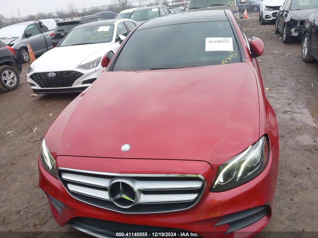 WDDZF4KB1HA040062 Mercedes-Benz E 300 4matic
