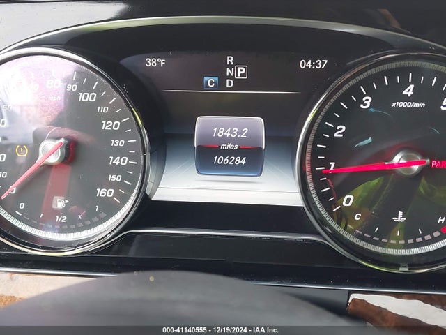 WDDZF4KB1HA040062 Mercedes-Benz E 300 4matic