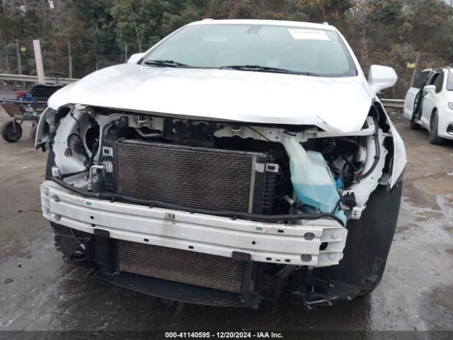 1GYKNARS3HZ240360 Cadillac Xt5 Standard