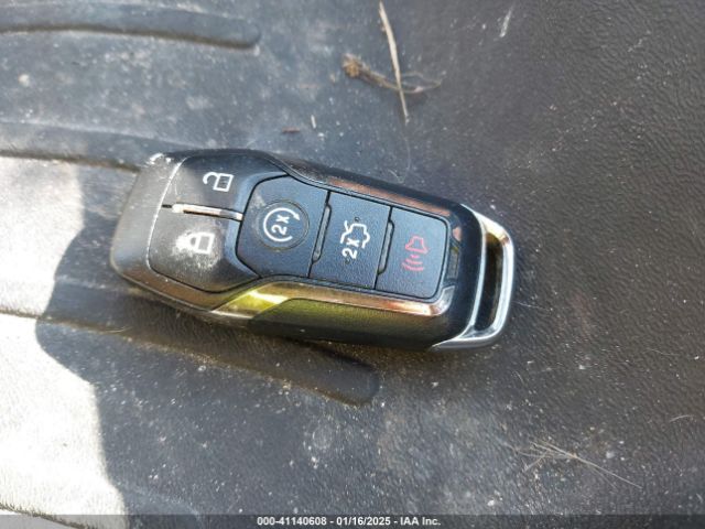 3LN6L2G92GR615110 Lincoln MKZ