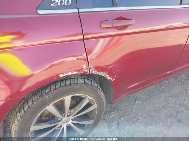 Chrysler 200 Touring 2014 1C3CCBBB8EN107472 Image 13