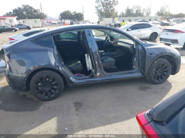 7SAYGDEE5NF343506 Tesla Model Y Long Range Dual Motor All-wheel Drive
