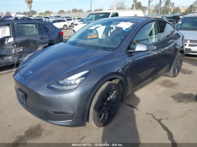 7SAYGDEE5NF343506 Tesla Model Y Long Range Dual Motor All-wheel Drive