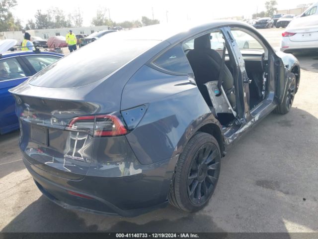 7SAYGDEE5NF343506 Tesla Model Y Long Range Dual Motor All-wheel Drive