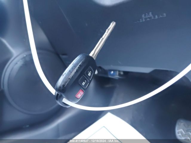 JTDKDTB33F1096408 Toyota Prius C One