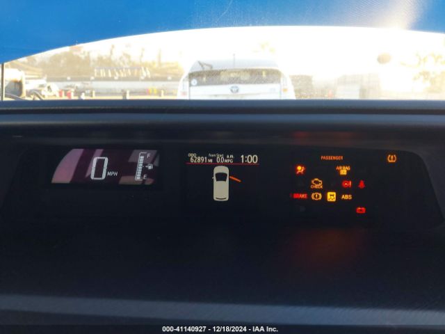 JTDKDTB33F1096408 Toyota Prius C One