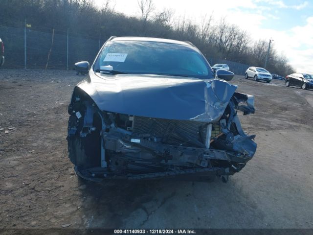 1FMCU9H66NUA15144 Ford ESCAPE SEL
