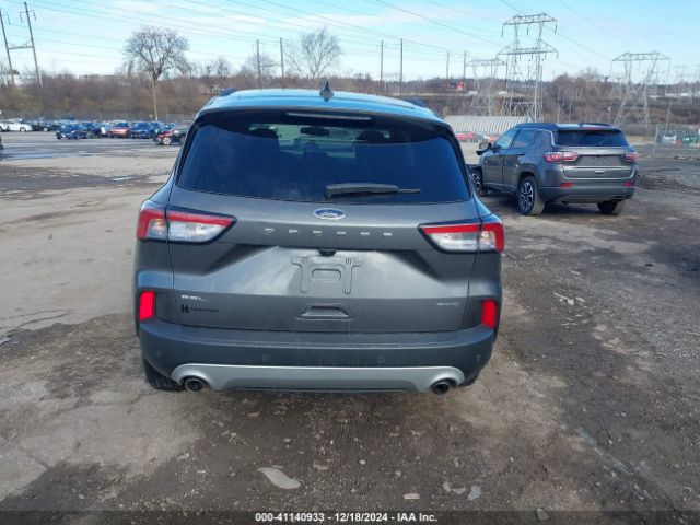 1FMCU9H66NUA15144 Ford ESCAPE SEL