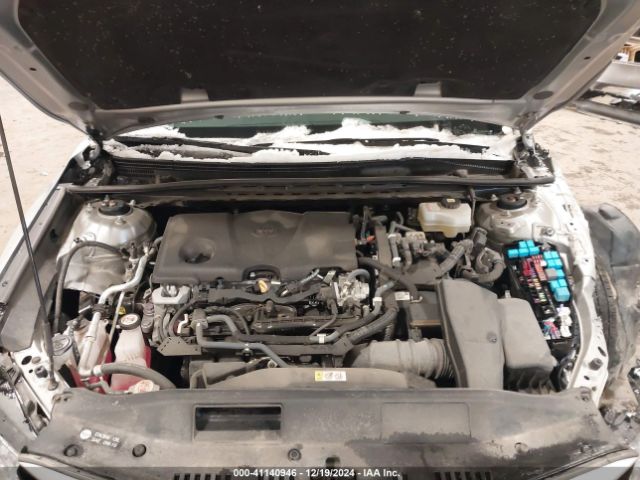 4T1F31AK7NU586683 Toyota Camry Xle Hybrid