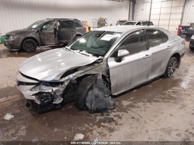 4T1F31AK7NU586683 Toyota Camry Xle Hybrid