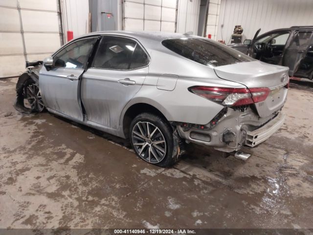 4T1F31AK7NU586683 Toyota Camry Xle Hybrid