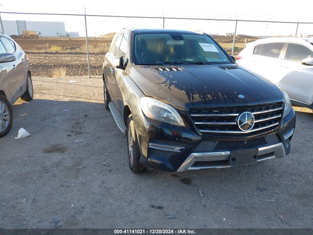 2014 4JGDA7DB1EA427476 main image