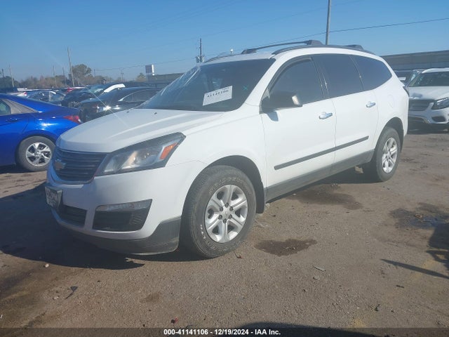 Chevrolet Traverse Ls 2017 1GNKRFED7HJ348596 Image 2