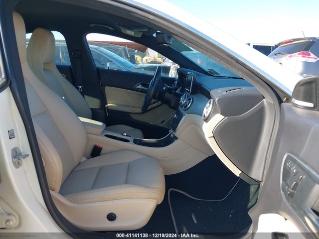 Mercedes-Benz CLA 250 2014 WDDSJ4EB6EN133451 Image 5