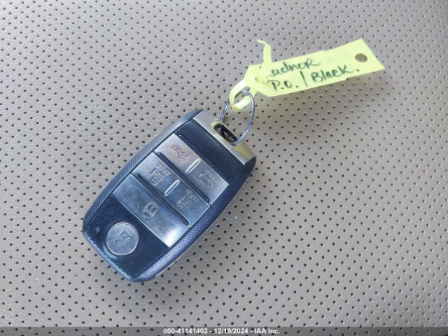 KNDMC5C12H6336607 KIA SEDONA EX