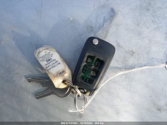 1G4PP5SKXE4182985 Buick Verano