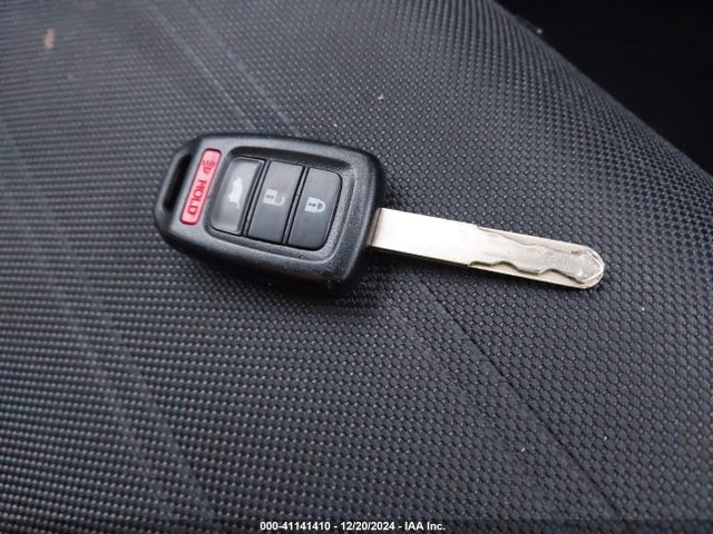 Honda CR-V LX 2019 2HKRW6H33KH226532 Image 11