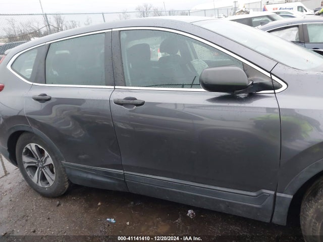 Honda CR-V LX 2019 2HKRW6H33KH226532 Image 13