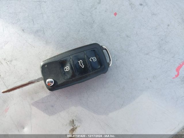 3VWD17AJ6EM263805 Volkswagen Jetta 1.8t Se
