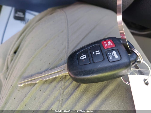 Toyota CAMRY LE 2017 4T1BF1FK2HU639924 Image 11