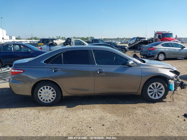 Toyota CAMRY LE 2017 4T1BF1FK2HU639924 Image 14