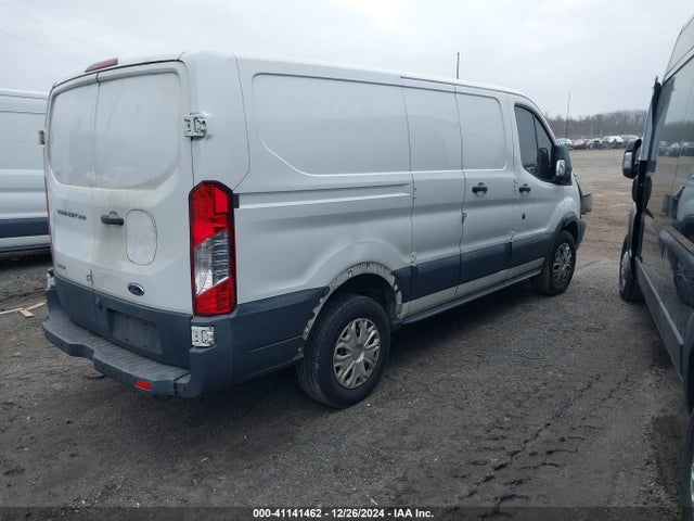 Ford Transit-250 2017 1FTYR1ZG8HKB08509 Image 4
