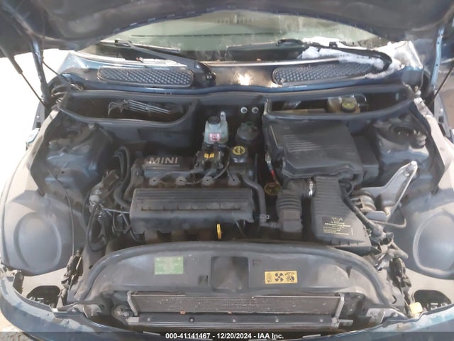 2006 MINI COOPER WMWRC33586TK65034 Photo 9