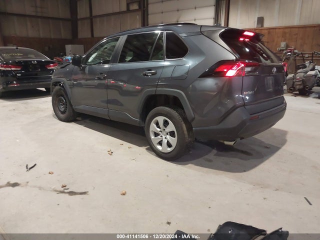 Toyota RAV4 LE 2020 2T3G1RFV9LW126070 Image 3