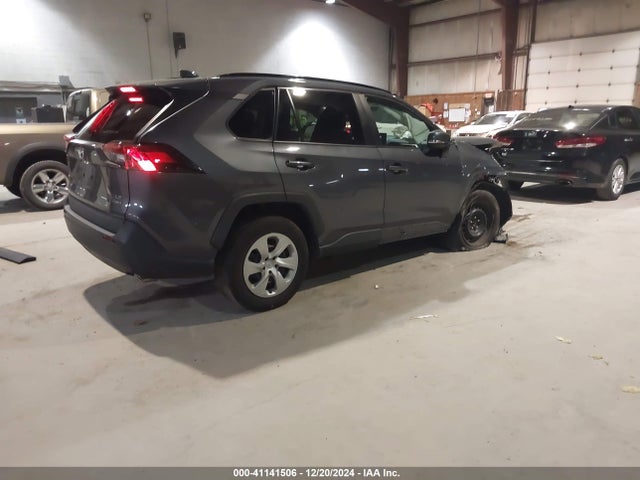 Toyota RAV4 LE 2020 2T3G1RFV9LW126070 Image 4