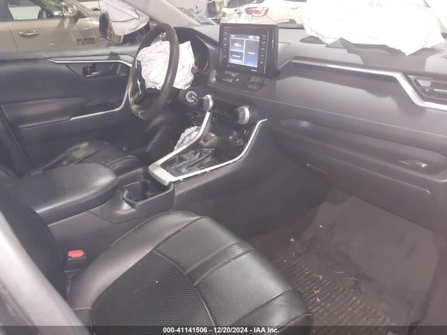 Toyota RAV4 LE 2020 2T3G1RFV9LW126070 Image 5