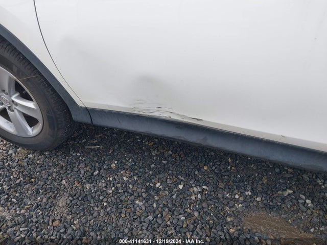 Toyota Rav4 Xle 2014 JTMWFREV1EJ015786 Image 12